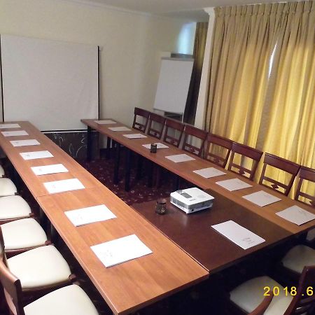 Hotel Boutique Belvedere Sinaia Kültér fotó
