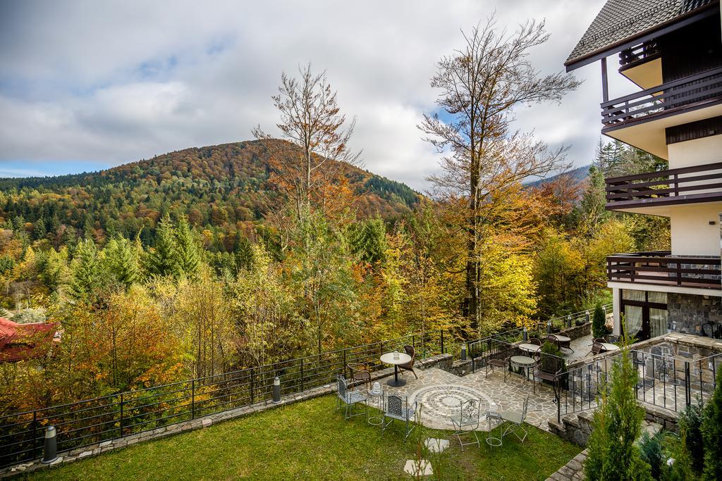 Hotel Boutique Belvedere Sinaia Kültér fotó