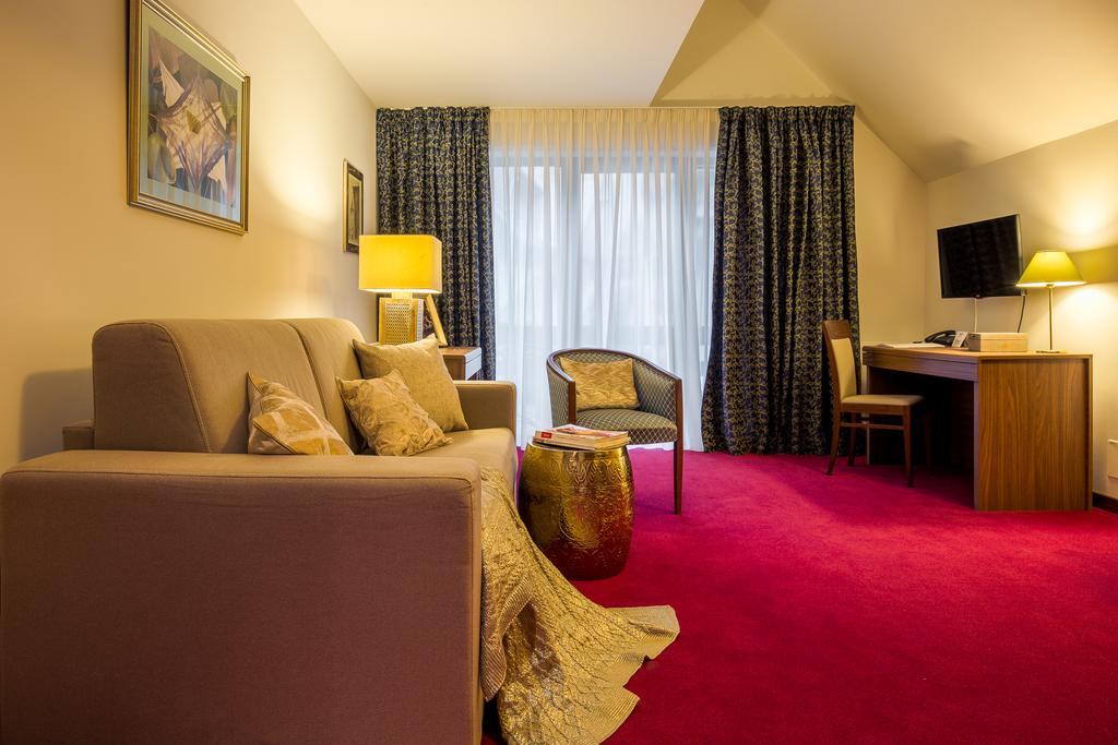Hotel Boutique Belvedere Sinaia Kültér fotó