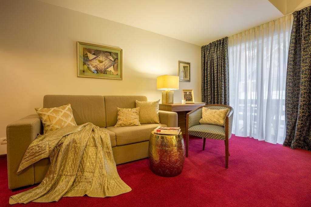 Hotel Boutique Belvedere Sinaia Kültér fotó