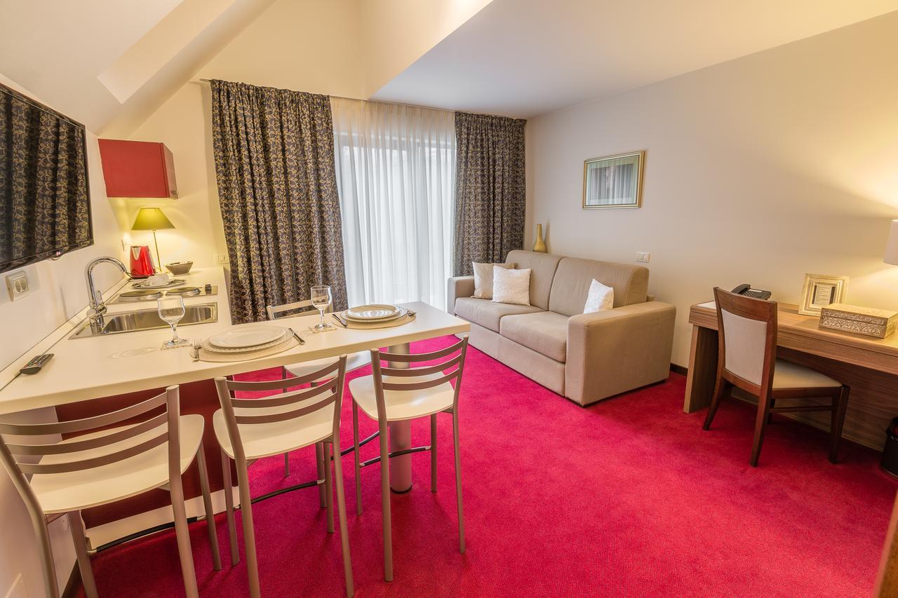 Hotel Boutique Belvedere Sinaia Kültér fotó