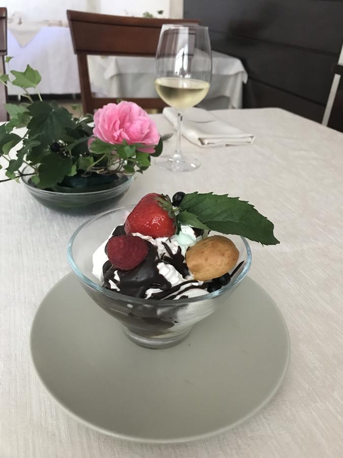 Hotel Boutique Belvedere Sinaia Kültér fotó