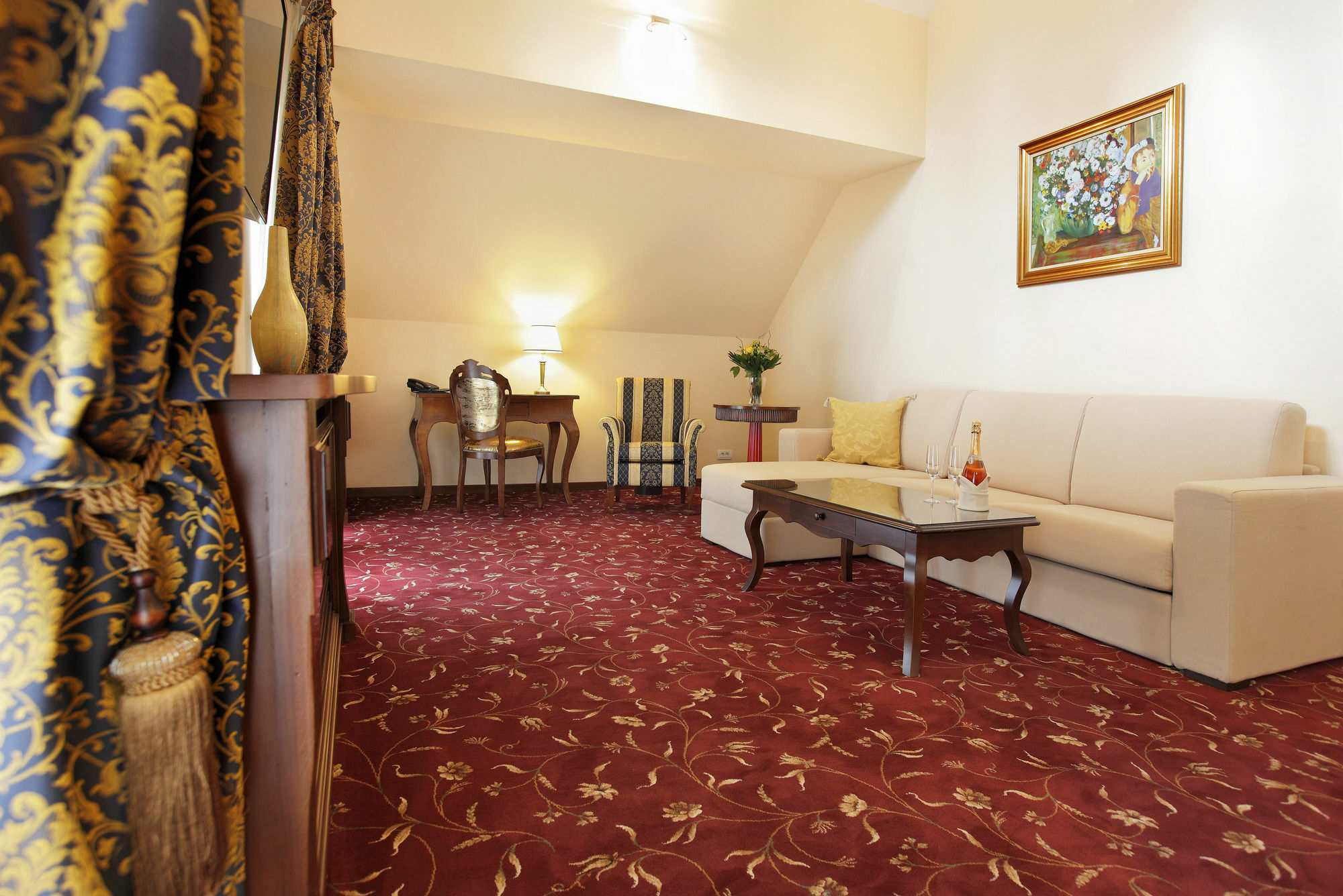 Hotel Boutique Belvedere Sinaia Kültér fotó